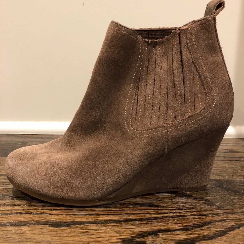 Dolce Vita Taupe Suede Booties